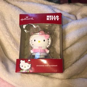 Hello kitty ornament 💘